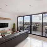 Διαμέρισμα Penthouse And Bbq Kitchen Island & Massive Living By 360 Estates Saint Julian's