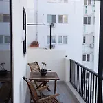 Διαμέρισμα Penthouse And Bbq Kitchen Island & Massive Living By 360 Estates