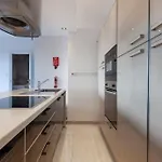 Penthouse And Bbq Kitchen Island & Massive Living By 360 Estates Διαμέρισμα *