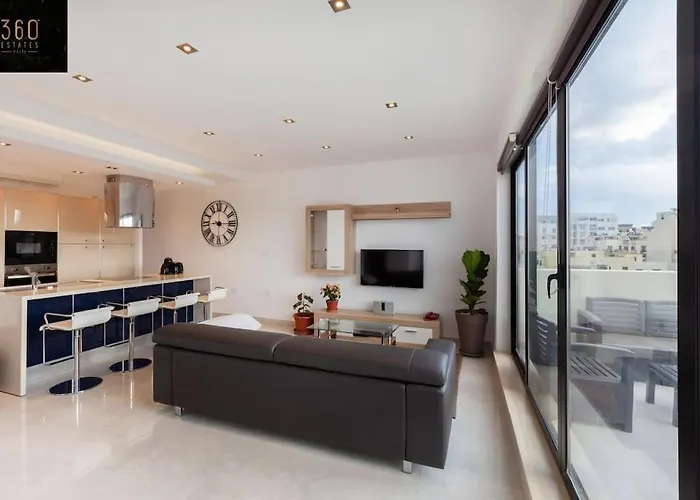 Penthouse And Bbq Kitchen Island & Massive Living By 360 Estates * Saint Julian's